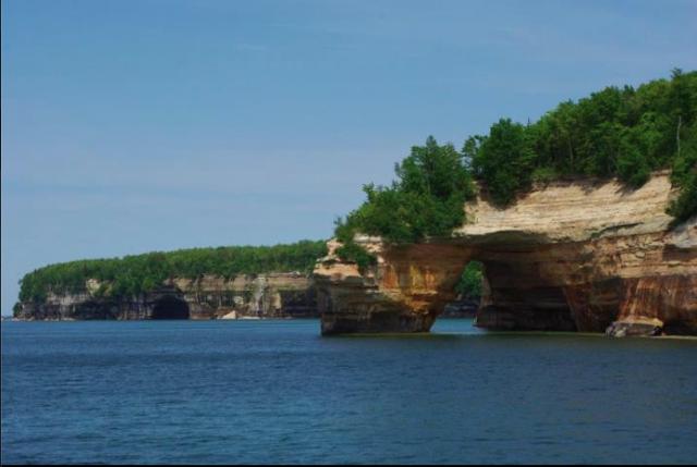 Pictured Rocks National Lakeshore