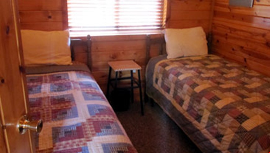 /images/cabin/3100.jpg?w=110&h=75&mode=crop&scale=both
