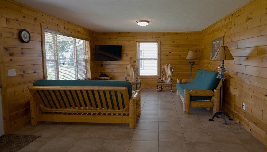 /images/cabin/3187.jpg?w=110&h=75&mode=crop&scale=both